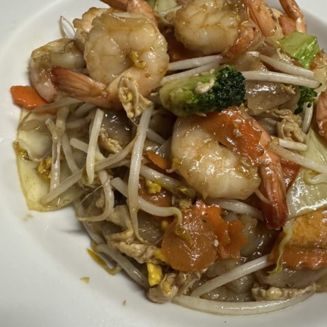 Pad See-U (Lunch).